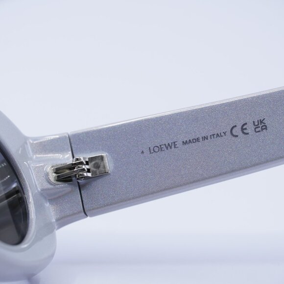 Loewe LW40033I 24C Sunglasses Pearlescent Rectangle Frame, Silver Mirror Lenses - Picture 11 of 12